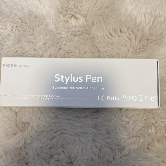 White Stylus Pen - Picture 2 of 3